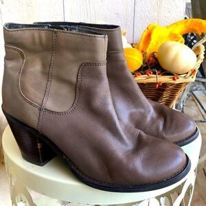 Seychelles Brown Leather Ankle Booties Heel